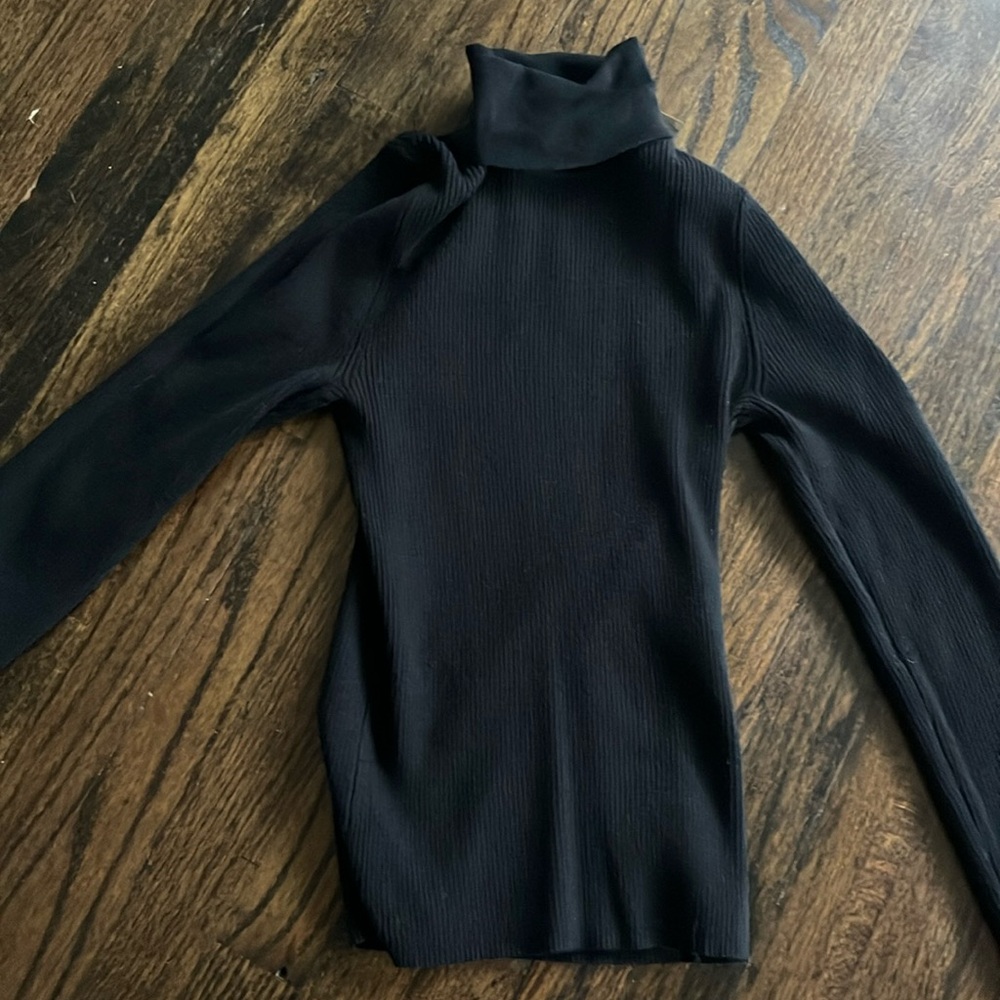 Express ribbed turtleneck size S